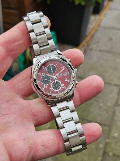 Watch Seiko Chronograph Panda.