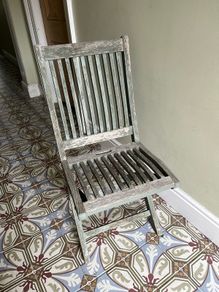 3 x solid garden chairs plus trellis