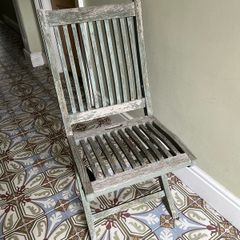 3 x solid garden chairs plus trellis