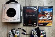 GameCube Bundle: Resident Evil 4 + THPS4