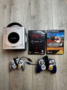 GameCube Bundle: Resident Evil 4 + THPS4