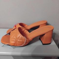 Orange sandal heels size 6 new tags