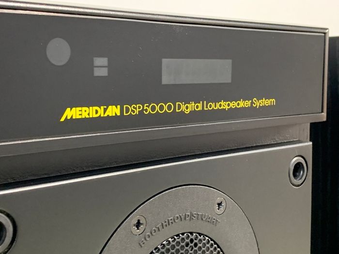 High End Audiophile Quality Meridian DSP5000 Digital Active Speakers Fully active DSP Floorstanders 7k New