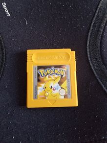 pokemon yellow original gamboy