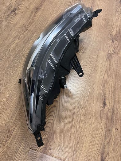 nissan qashqai headlight