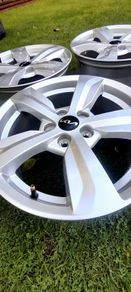 Kia  17"  5x114.3