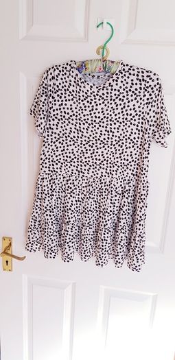New Look Peplum Tshirt/Top - Size 8