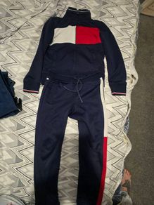 kids tommy hilfiger tracksuit