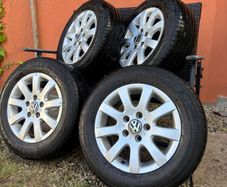 Volkswagen Golf Mk5 16inch Alloy Wheels with Very Good Tyres