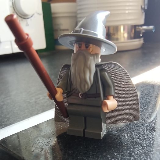 Lego GANDALF Minifigure Lego L O T R Minifigure