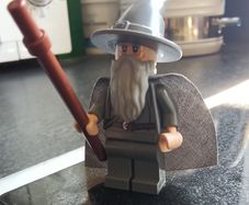 Lego GANDALF Minifigure Lego L O T R Minifigure