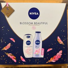 Nivea Blossom Beautiful Gift Set