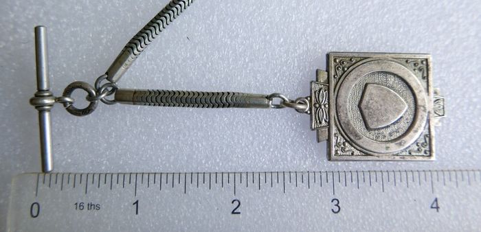 Victorian Albert  Solid Silver Albert Watch Chain "N.G.R.CO.REG" Birmingham or Chester. length 12" - 41,9g