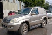 Breaking Toyota land cruiser 2005 diesel