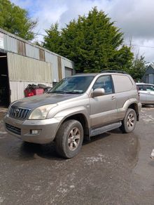 Breaking Toyota land cruiser 2005 diesel