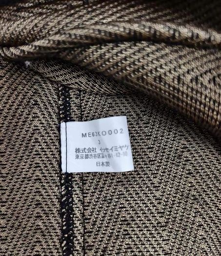 ISSEY MIYAKE Designer Wool Blend Blazer