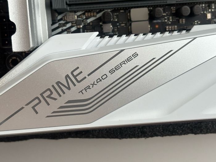 AMD Threadripper 3960X + ASUS Prime TRX40-Pro S Workstation Bundle - Tested