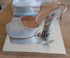 Size 5 or 38 worn once as new