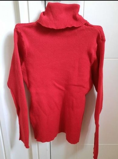 Red high neck sweater size 6-7 years