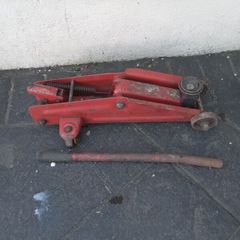 car jack