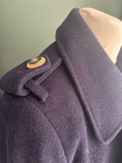 Hobbs Navy Blue Top Quality Blazer / Jacket with Gold Buttons - Size 8