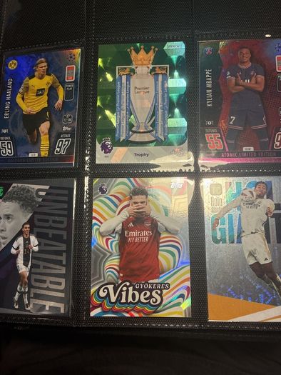 4 fairly full albums, 2 tins, and in general a great collection