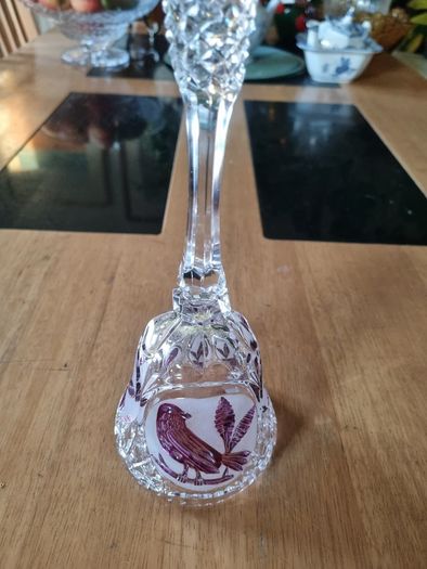 Hofbauer crystal bell, Byrdes Collection