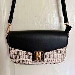 Elle handbag