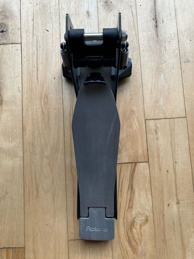 Roland TD-17KV V-Drums Electronic Drum Kit, with Pedal and Stool included.
