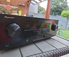 Pioneer VSX-921( read the add details )