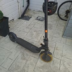 Electric scooter