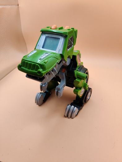 Switch and Go Dinos