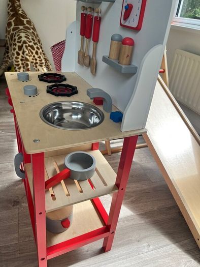 New Classic Toys play kitchen