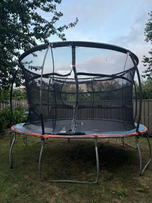 Trampoline