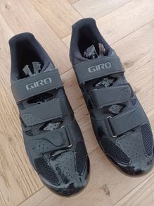 Giro mens cleats size 44