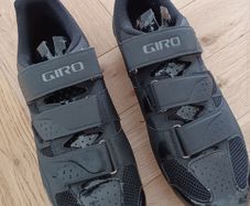 Giro mens cleats size 44