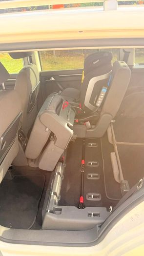 Volkswagen touran Petrol  7 Seater Automatic
