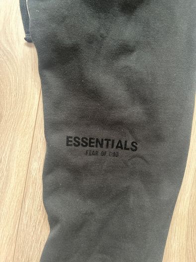 Essentials fear of god black pants