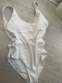 swim suit