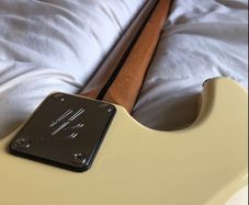 Electric gutair bass