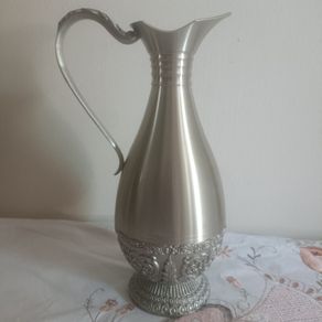 Pewter jug