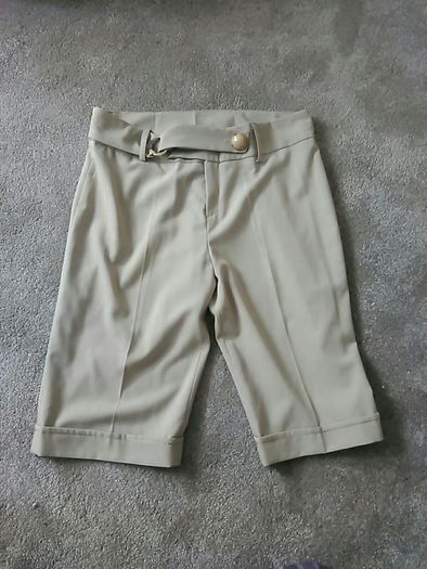 Knee Length Pants