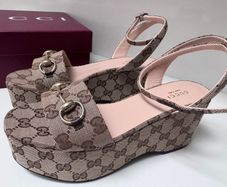 Gucci high sandals size 37 half