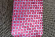 Ike Behar handmade silk designer tie made in the USA and in very good condition with no issues FREE STANDARD POSTAGE INCLUDED