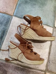 Ladies Shoes