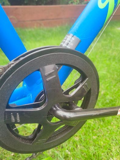 20" Bike incl matching helmet Like New