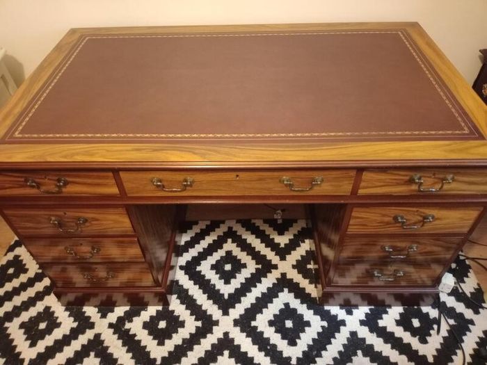Beautiful Walnut Pedestal Desk Classic Executive Style