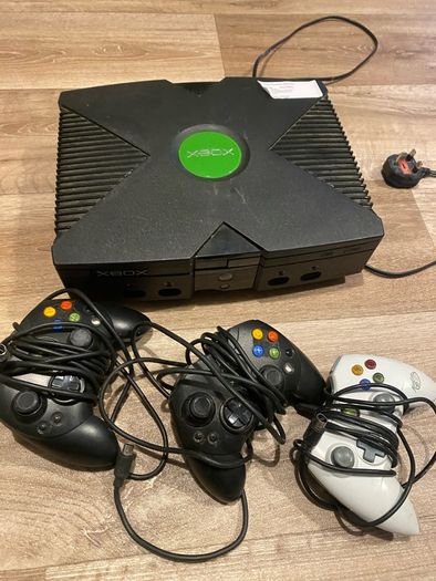 Original Xbox console