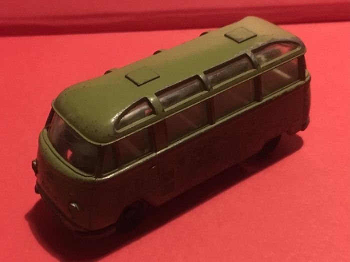 Siku V220 Tempo Matador bus