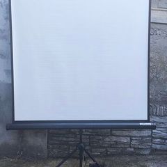 projection screen